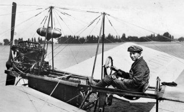 Anthony Fokker Legenda în aviație